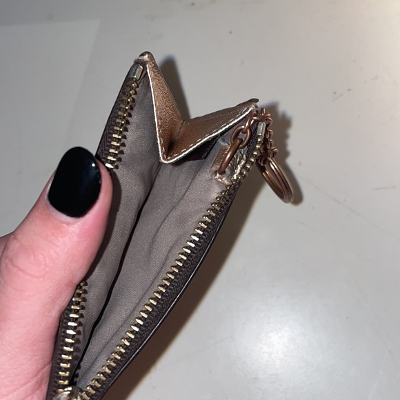 Coach Gold Key Chain/ Coin Wallet - Picture 4 of 7